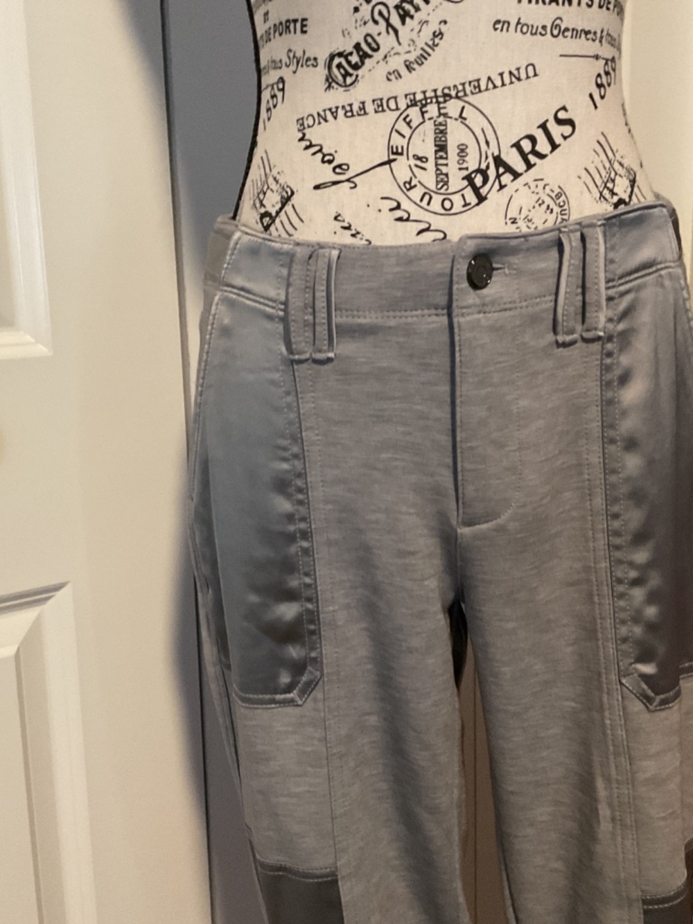 NWT Straight Cropped Satin Utility Pants by WHBM - Picture 6 of 15